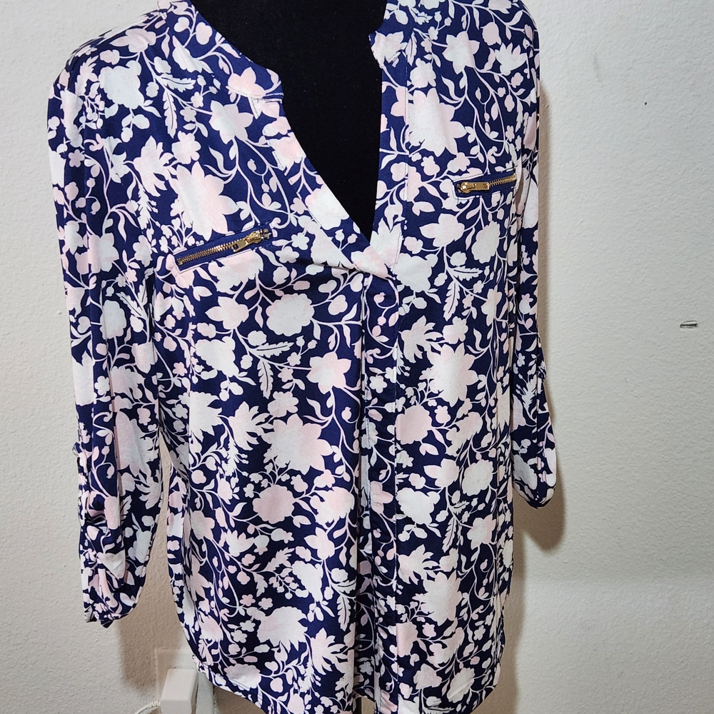 NWT Good Days Only Floral Navy and White Pink Women's Top Large